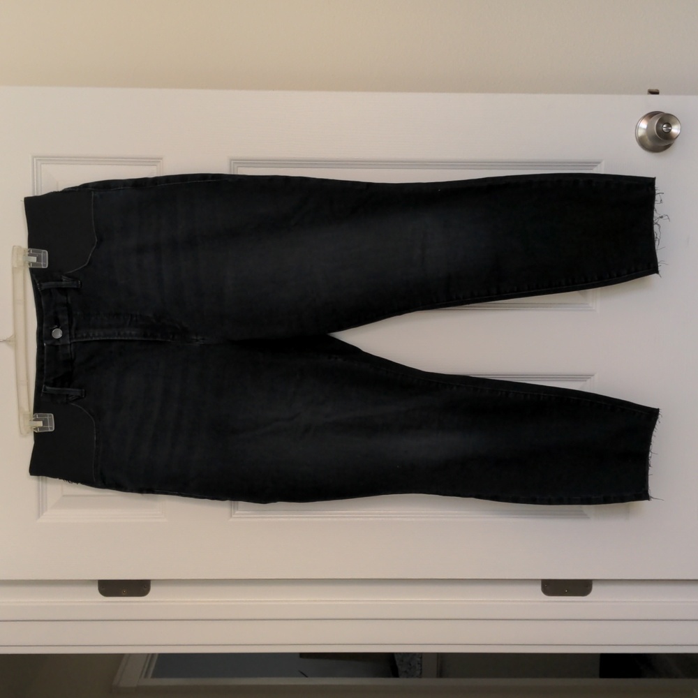 Maternity Good Waist Crop Jeans